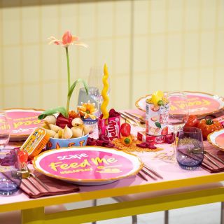NEW PROJECT | ‘Feed Me’ - A pop-up dinning experience for @scapeau and @havasblvd
Event design & styling @rainy_sunday_
Tableware @simply.seated 
Furniture @harrythehirer 
Pasta bowls & eggcups @intheroundhouse 
Candles @twinklingtabletops 
Photographer @stanleyimages 
.
.
.
.
#experience #fundining #popuprestaurant #popupdining #funfood #funfoodideas #tablesetting #tableware #tabledecoration #tablescape #tablestyling #tablestylist #eventdesigner #popupevent #sydneycreatives #sydneyfood #sydneyevents #sydneyeventstylist #prevents #mediaevent